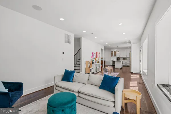 $6,700 | 6202 Massachusetts Avenue, Bethesda, MD 20816