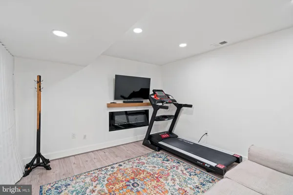 $6,700 | 6202 Massachusetts Avenue, Bethesda, MD 20816