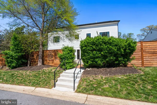 $6,700 | 6202 Massachusetts Avenue, Bethesda, MD 20816