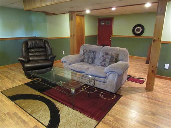 146 Paulk Terrace Springfield, MA 01128 - Photo 11 of 13 Gallery Image 11