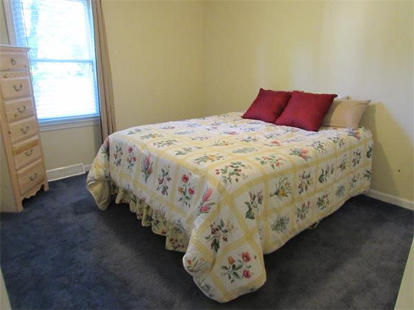 146 Paulk Terrace Springfield, MA 01128 - Photo 9 of 13 Gallery Image 9