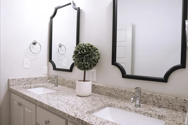 $299,900 | 2726 138th Street, Lubbock, TX 79423