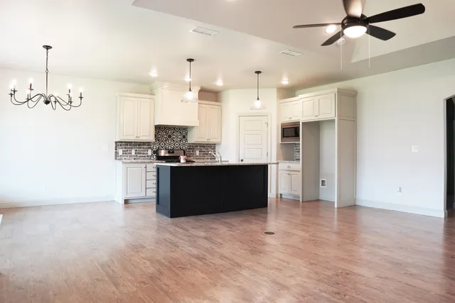 $299,900 | 2726 138th Street, Lubbock, TX 79423