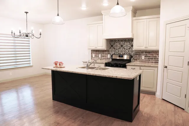 $299,900 | 2726 138th Street, Lubbock, TX 79423