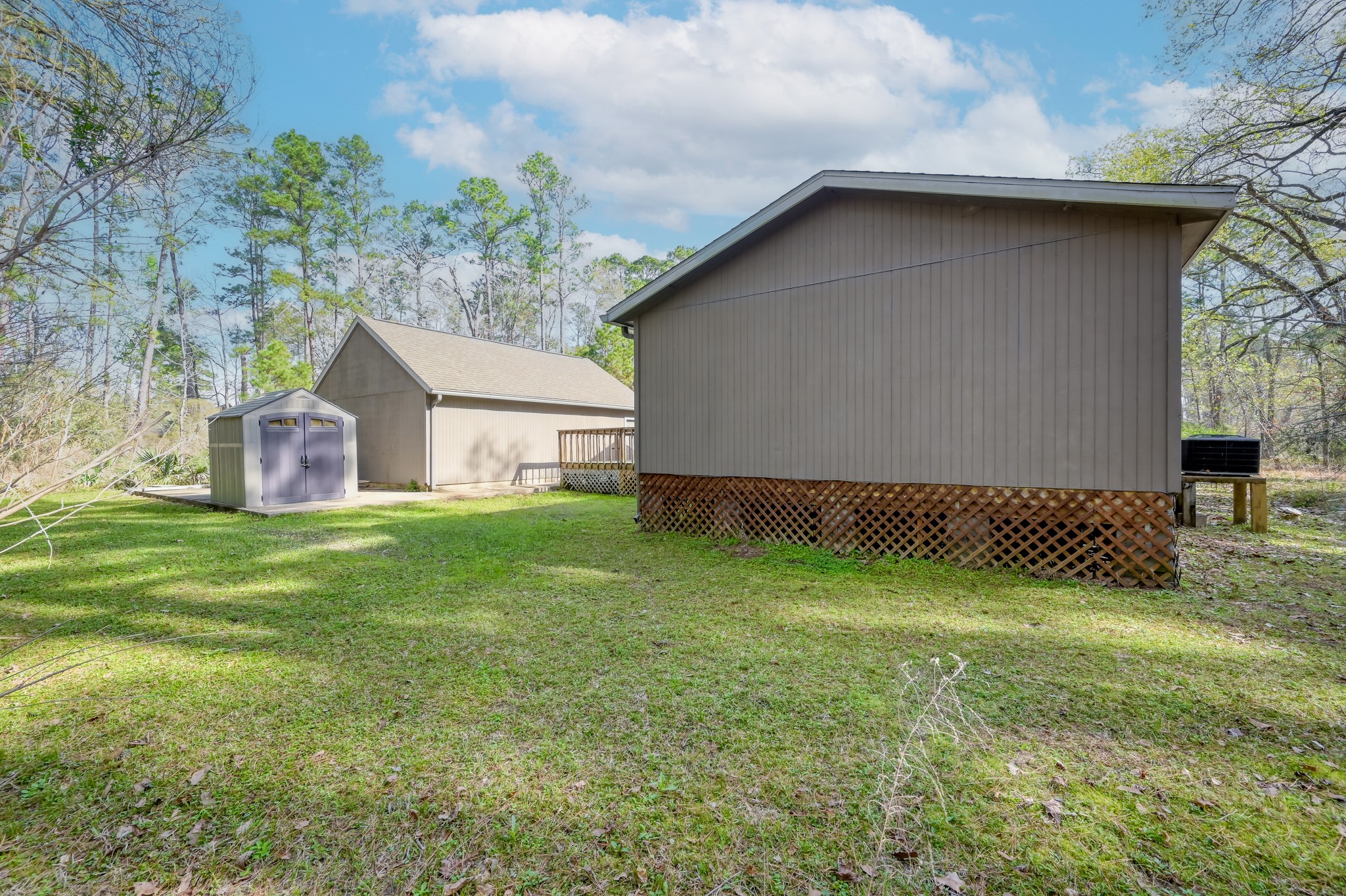 6 Hollow Forest Trinity, TX 75862 - Photo 6 of 38 a house with a yard