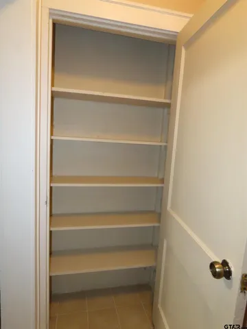 $900 | 502 South Fannin Avenue, Unit 201, Tyler, TX 75702