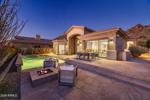 $1,899,000 | 11083 East Juan Tabo Road, Scottsdale, AZ 85255