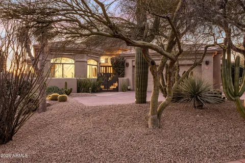 $1,899,000 | 11083 East Juan Tabo Road, Scottsdale, AZ 85255