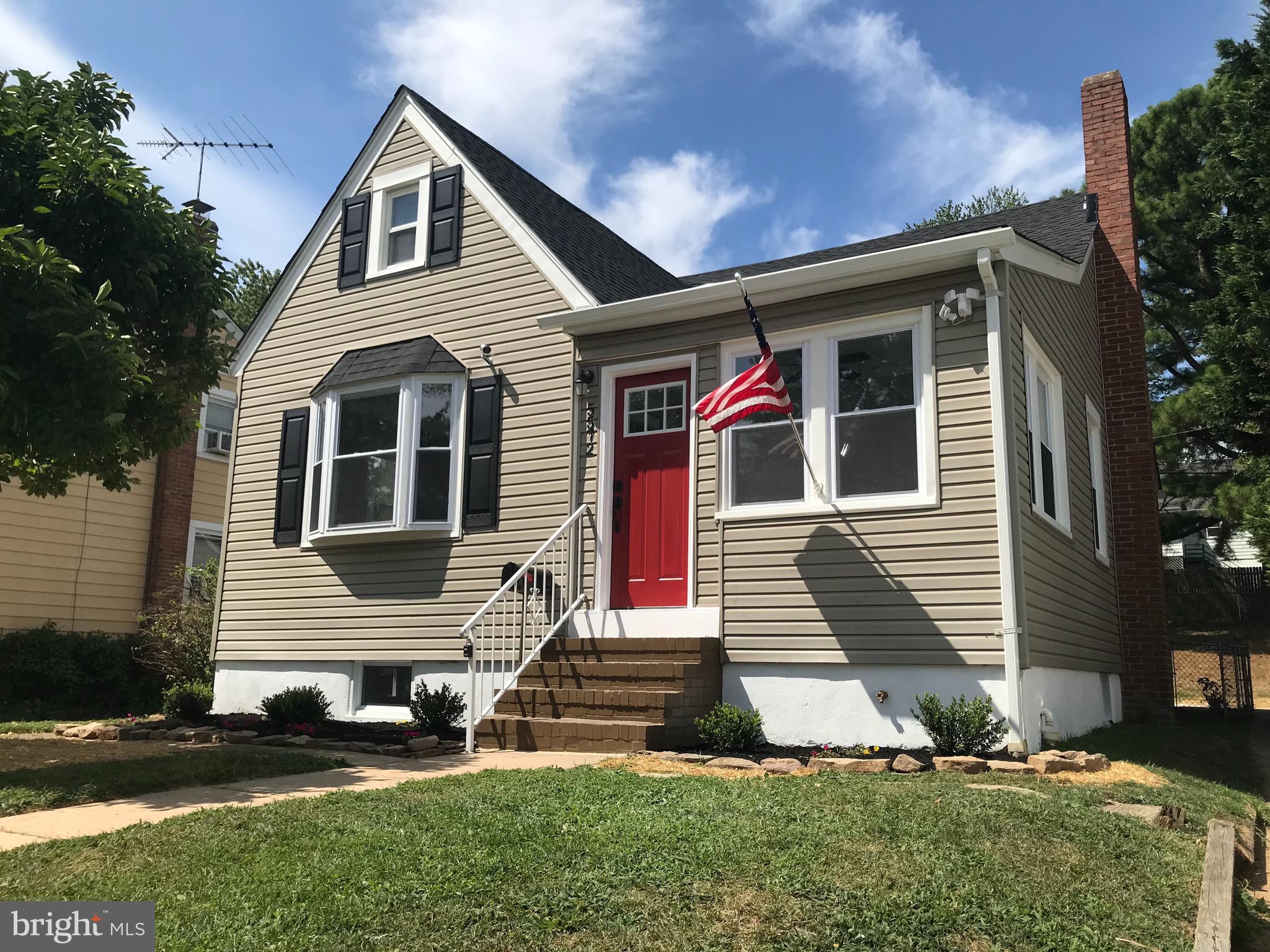 5572 Ashbourne Road Baltimore, MD 21227 - Photo 1 of 12