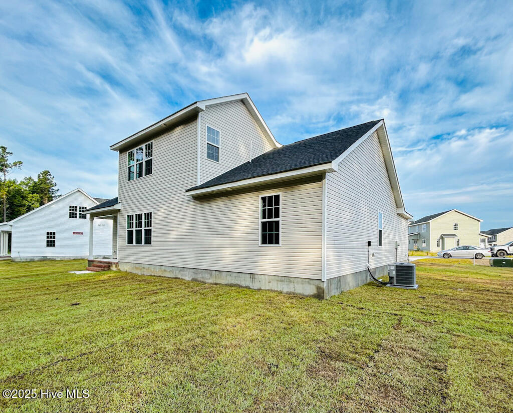 265 Browns Ferry Road Jacksonville, NC 28546 - Photo 7 of 62 SIMILAR PHOTO