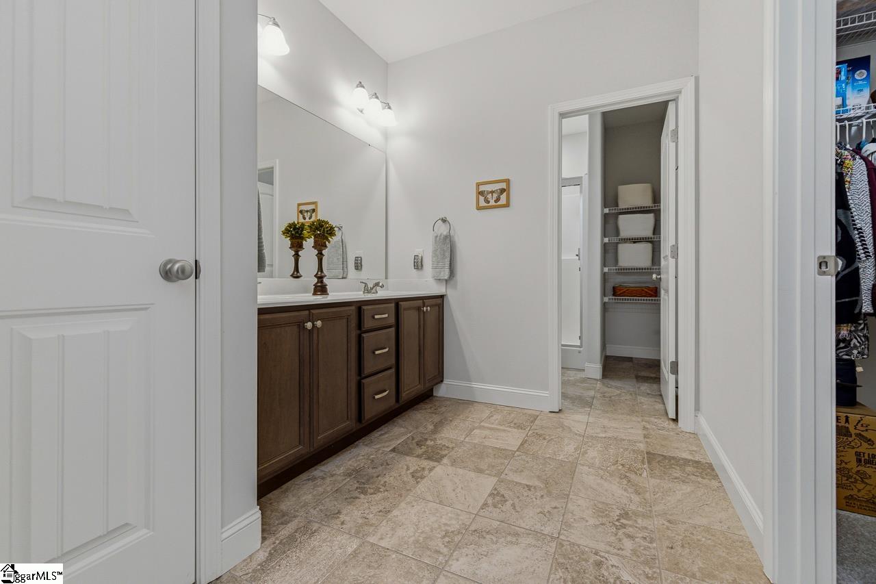 100 Ridgefield Lane Greer, SC 29651 - Photo 19 of 37