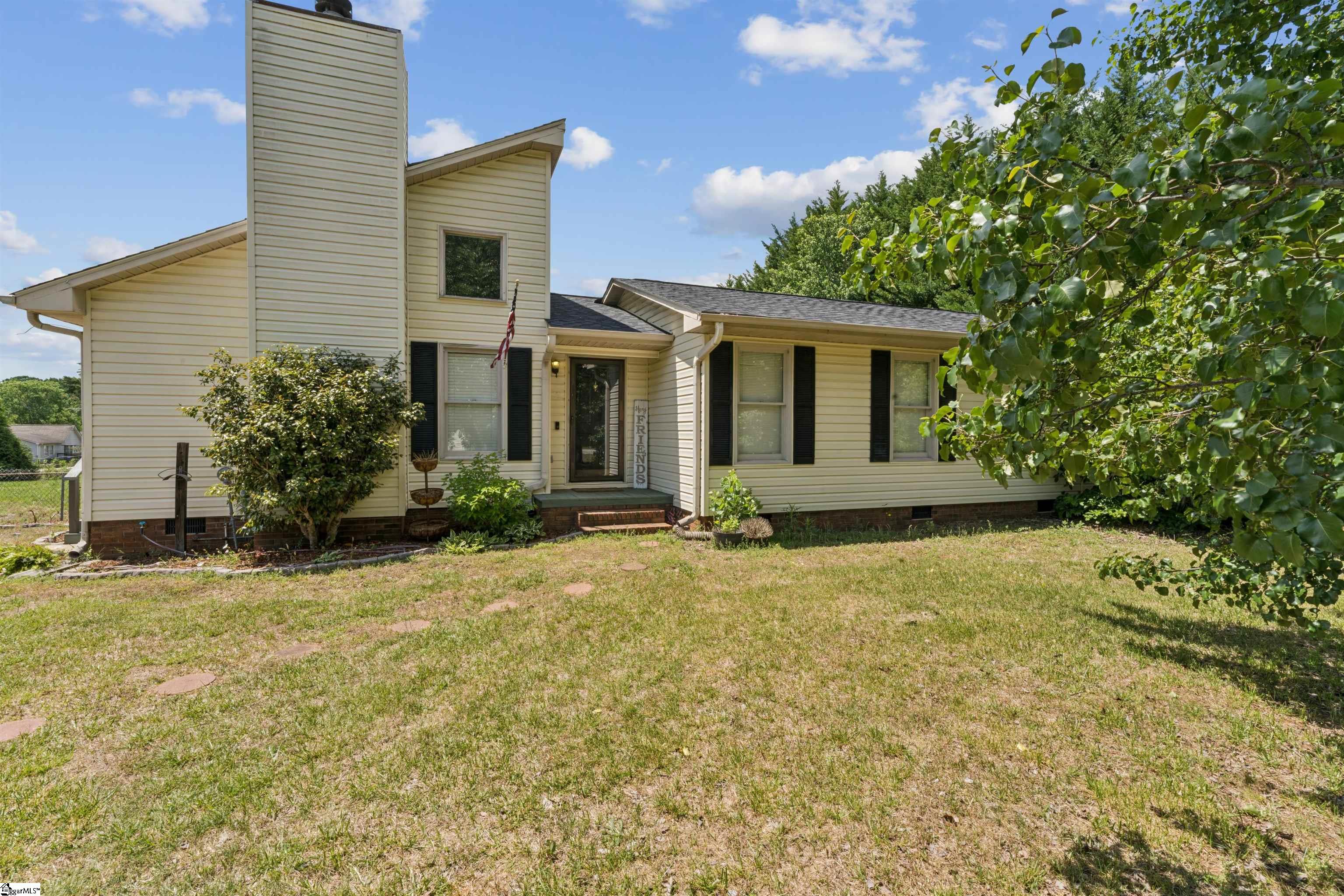 713 Jameson Road Easley, SC 29640 - Photo 2 of 41