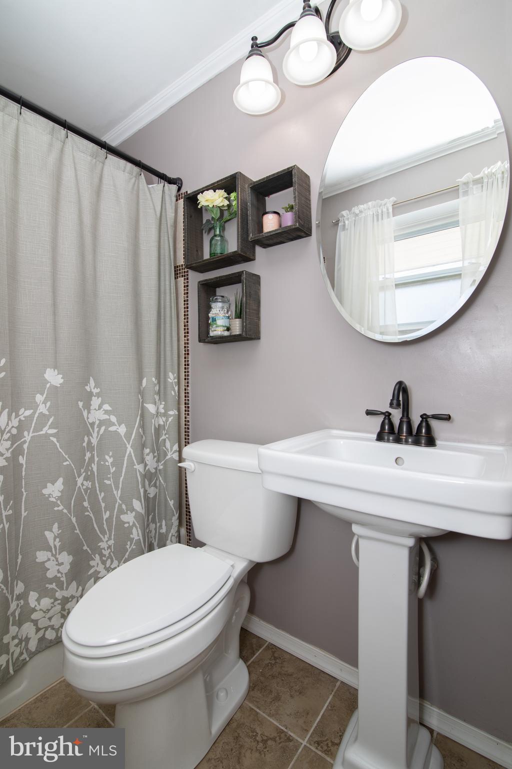 17 Paul Road Maple Shade, NJ 08052 - Photo 20 of 38 Main bath