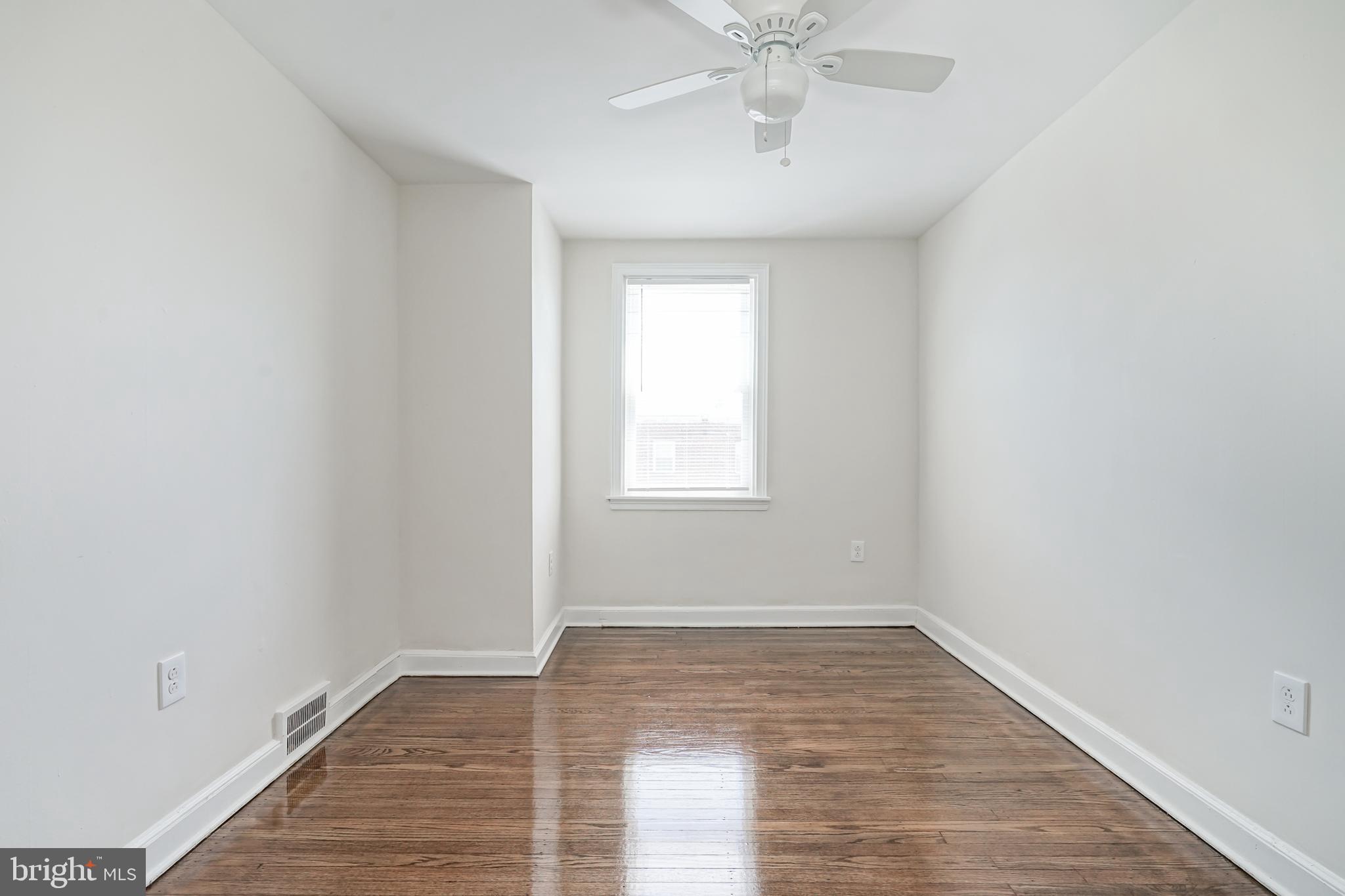 1528 Beverly Road Philadelphia, PA 19138 - Photo 11 of 25 Gallery Image 11