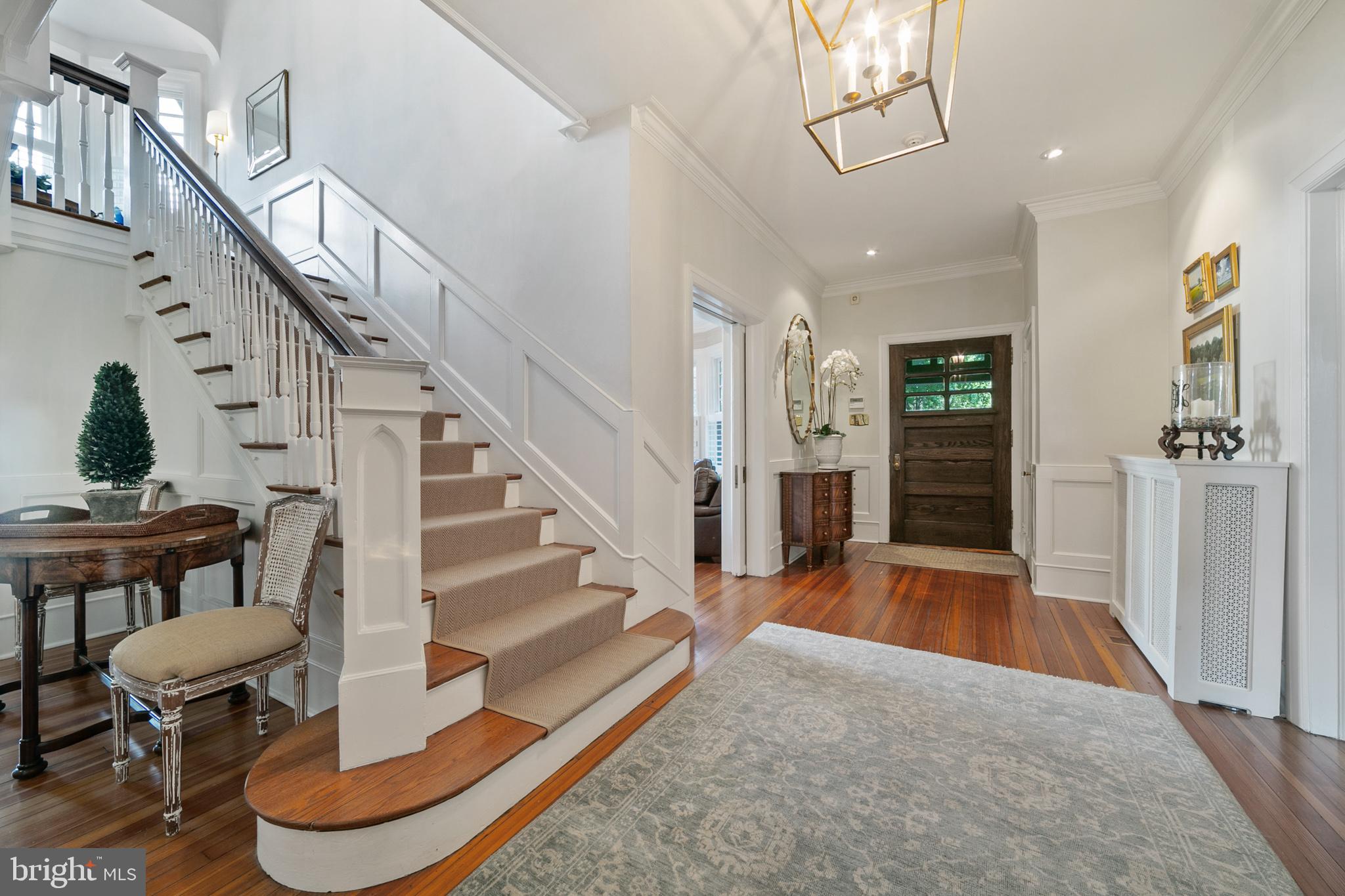 420 St Davids Road Wayne, PA 19087 - Photo 2 of 33 Foyer