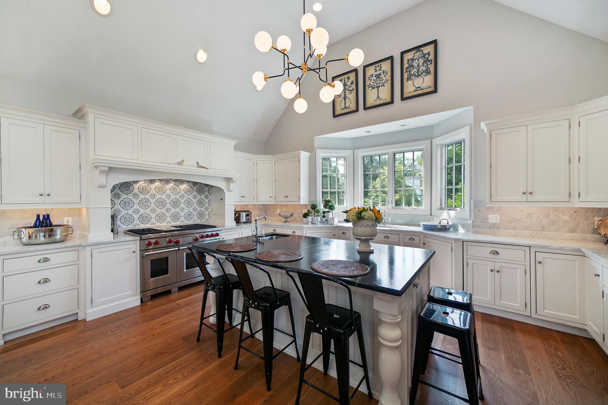 420 St Davids Road Wayne, PA 19087 - Photo 12 of 33 Kitchen