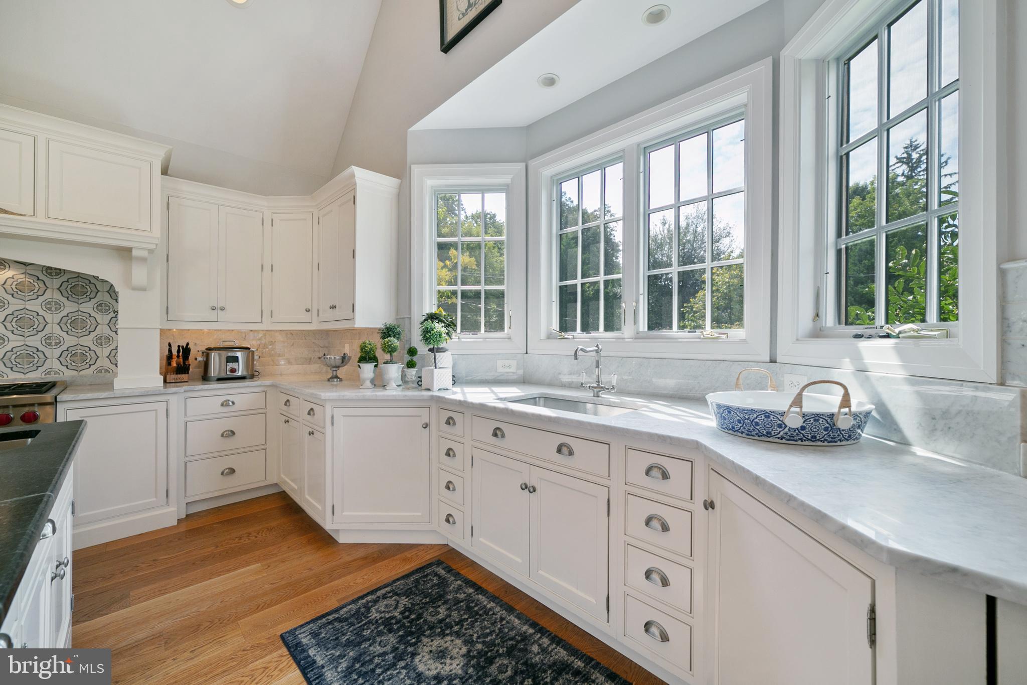 420 St Davids Road Wayne, PA 19087 - Photo 14 of 33 Kitchen