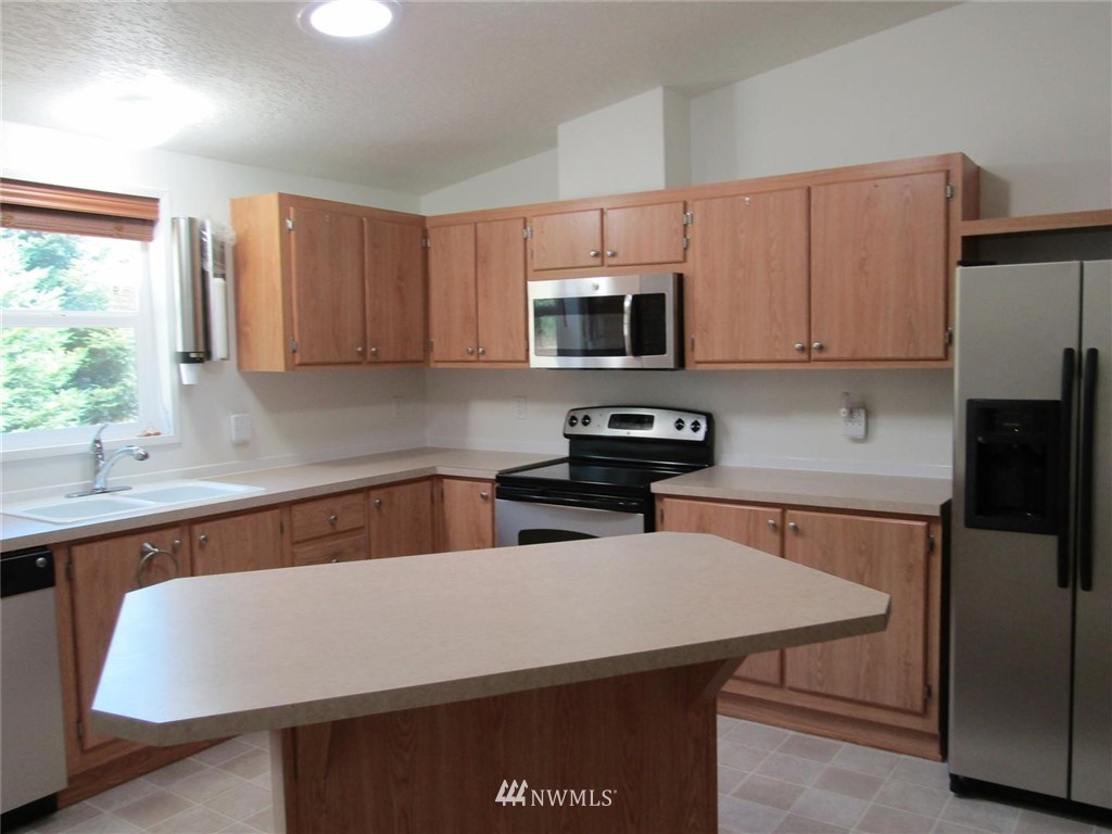 119 Belcher Road Randle, WA 98377 - Photo 5 of 39 Gallery Image 5