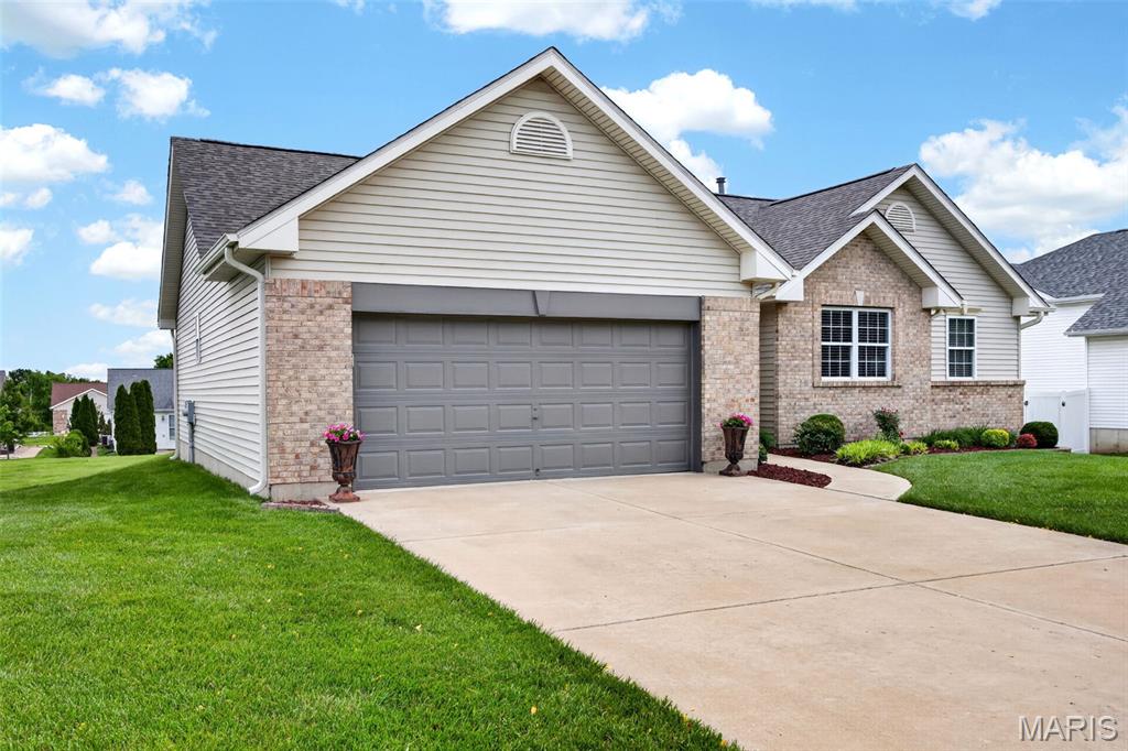 1214 Sunny Ridge Drive O'Fallon, MO 63366 - Photo 4 of 40