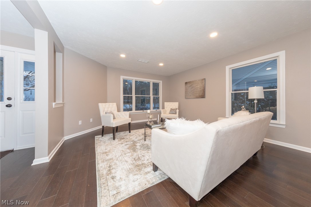 3675 Lytle Road Beachwood, OH 44122 - Photo 5 of 35 Gallery Image 5