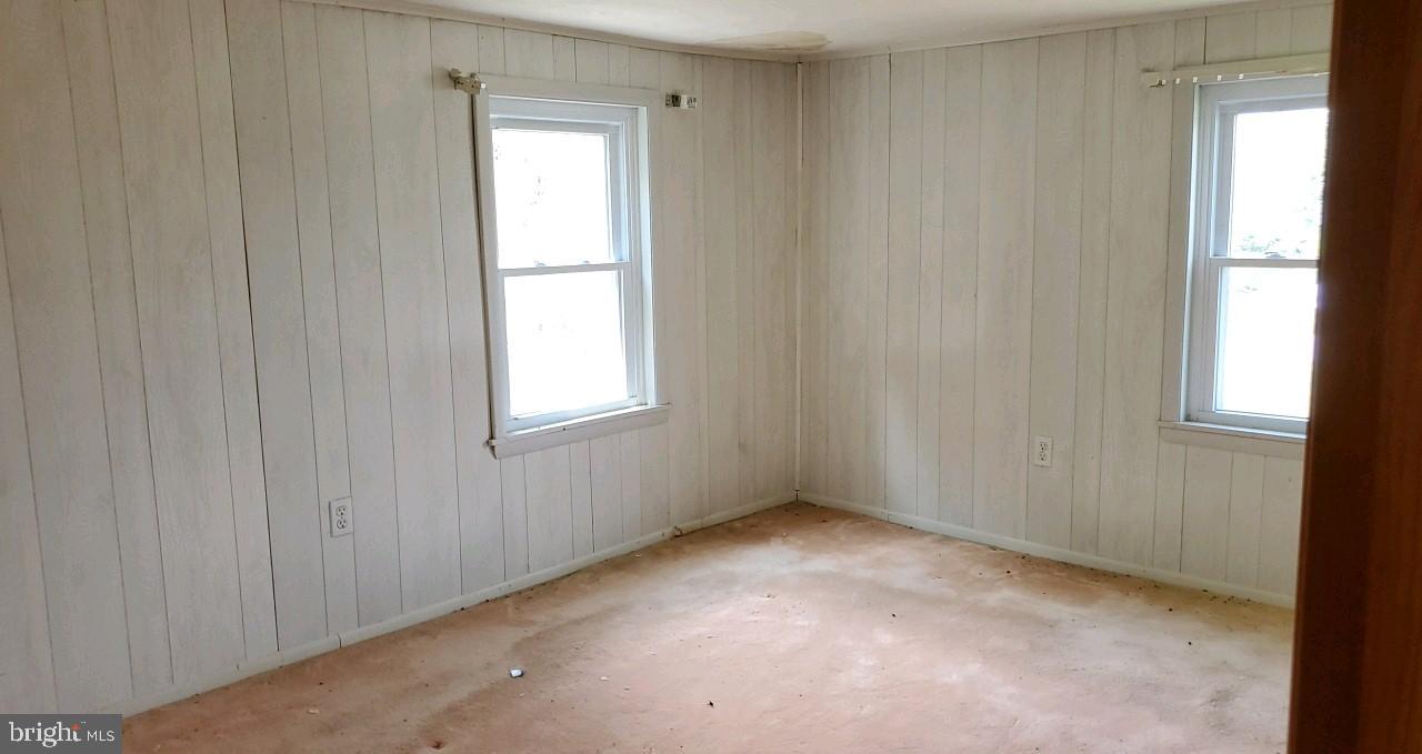 49 Waterfall Road Chester Gap, VA 22623 - Photo 14 of 20 Gallery Image 14