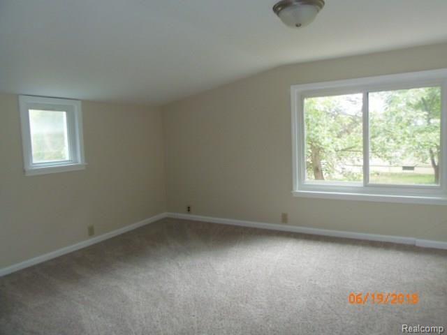 905 County Farm Road Howell, MI 48843 - Photo 14 of 28