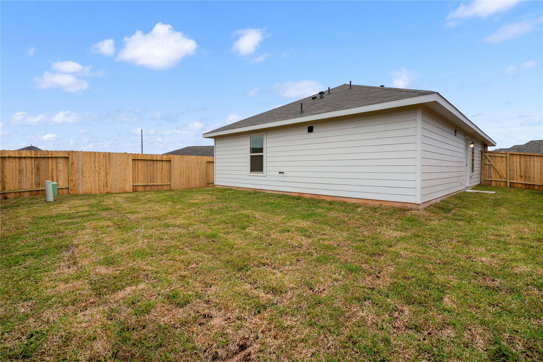 104 Pine Bend Magnolia, TX 77354 - Photo 19 of 25 a view of a backyard of the house