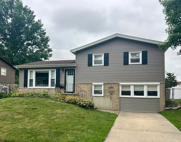 $250,000 | 5653 Dover Road, Oak Forest, IL 60452