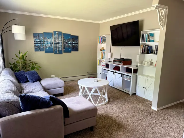 $250,000 | 5653 Dover Road, Oak Forest, IL 60452