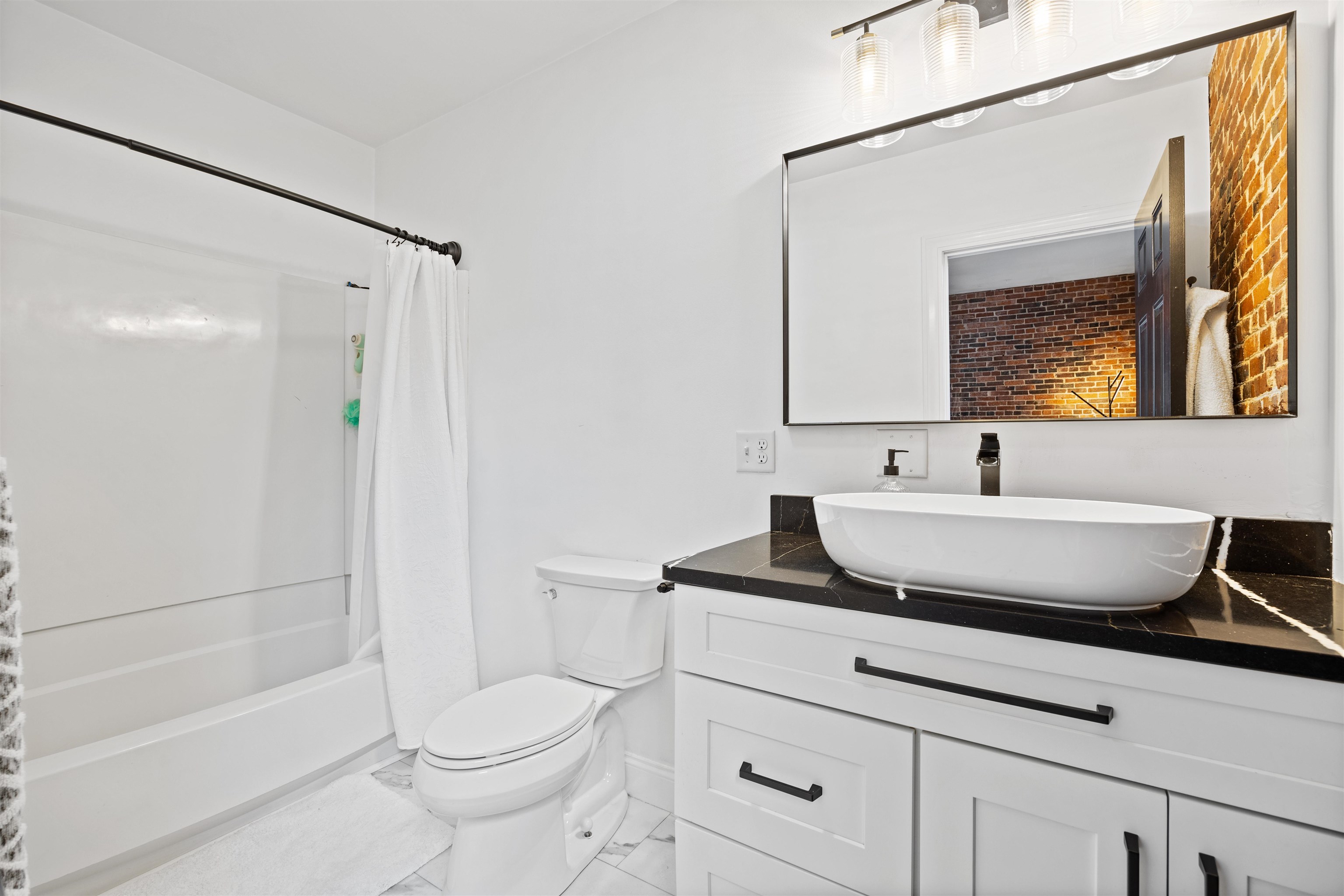 159 State Street, Unit 2A Portsmouth, NH 03801 - Photo 11 of 17