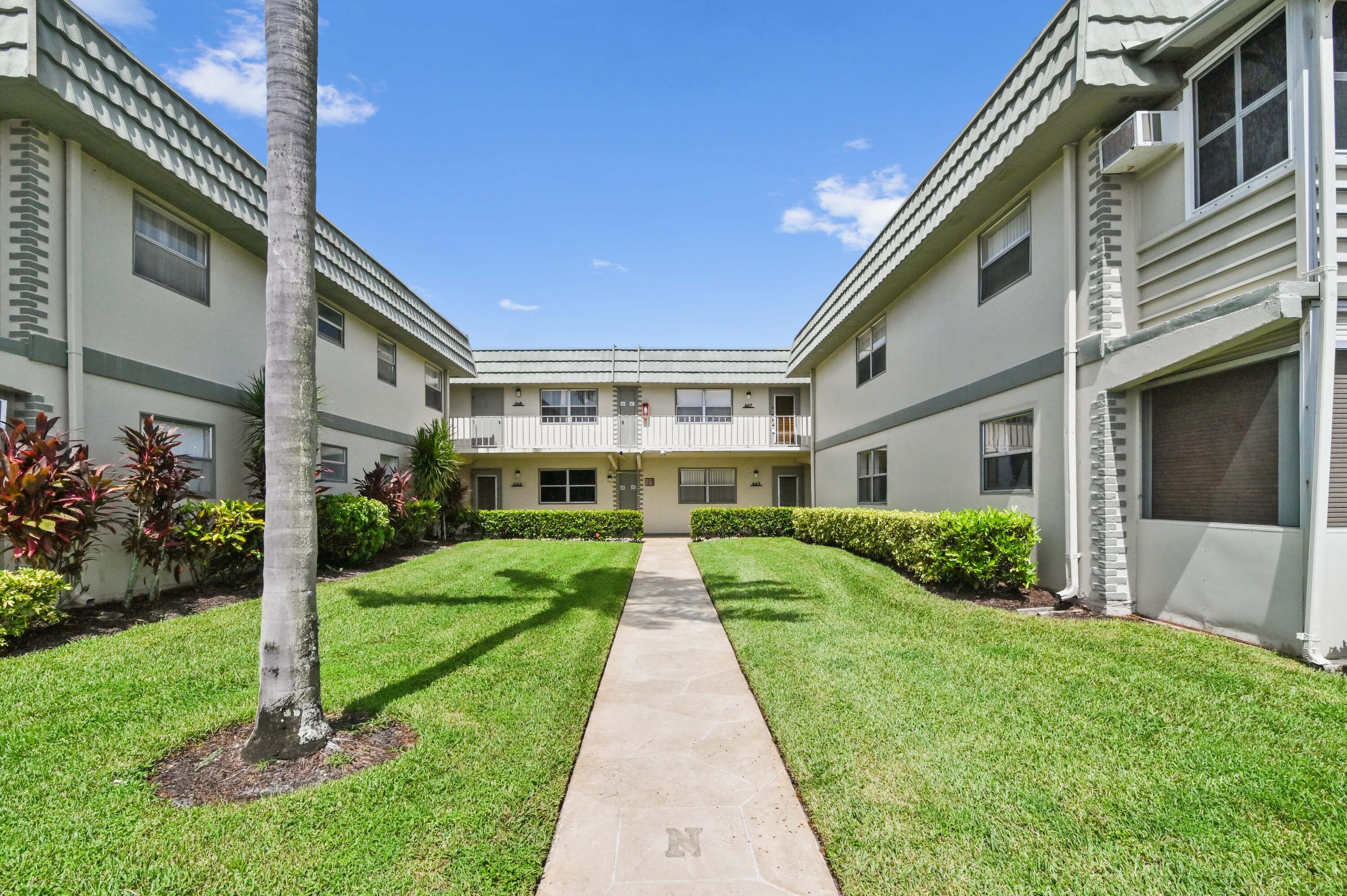 645 Monaco Court Delray Beach, FL 33446 - Photo 2 of 30 01 Front 01