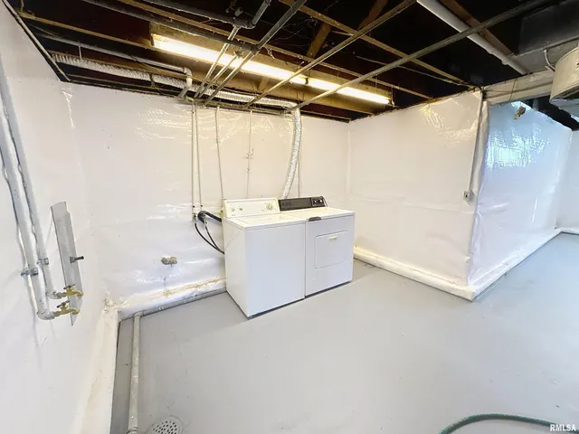 $144,900 | 2350 38th Street, Rock Island, IL 61201