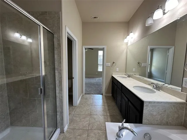 $2,750 | 2010 Sorrento Lane, Lewisville, TX 75077