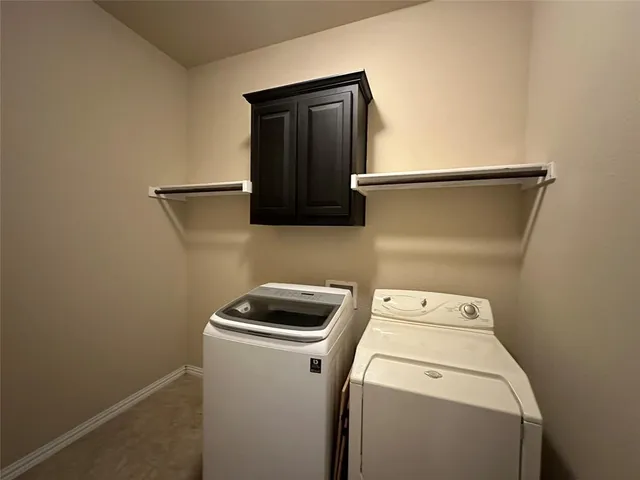 $2,750 | 2010 Sorrento Lane, Lewisville, TX 75077