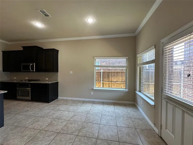 $2,750 | 2010 Sorrento Lane, Lewisville, TX 75077