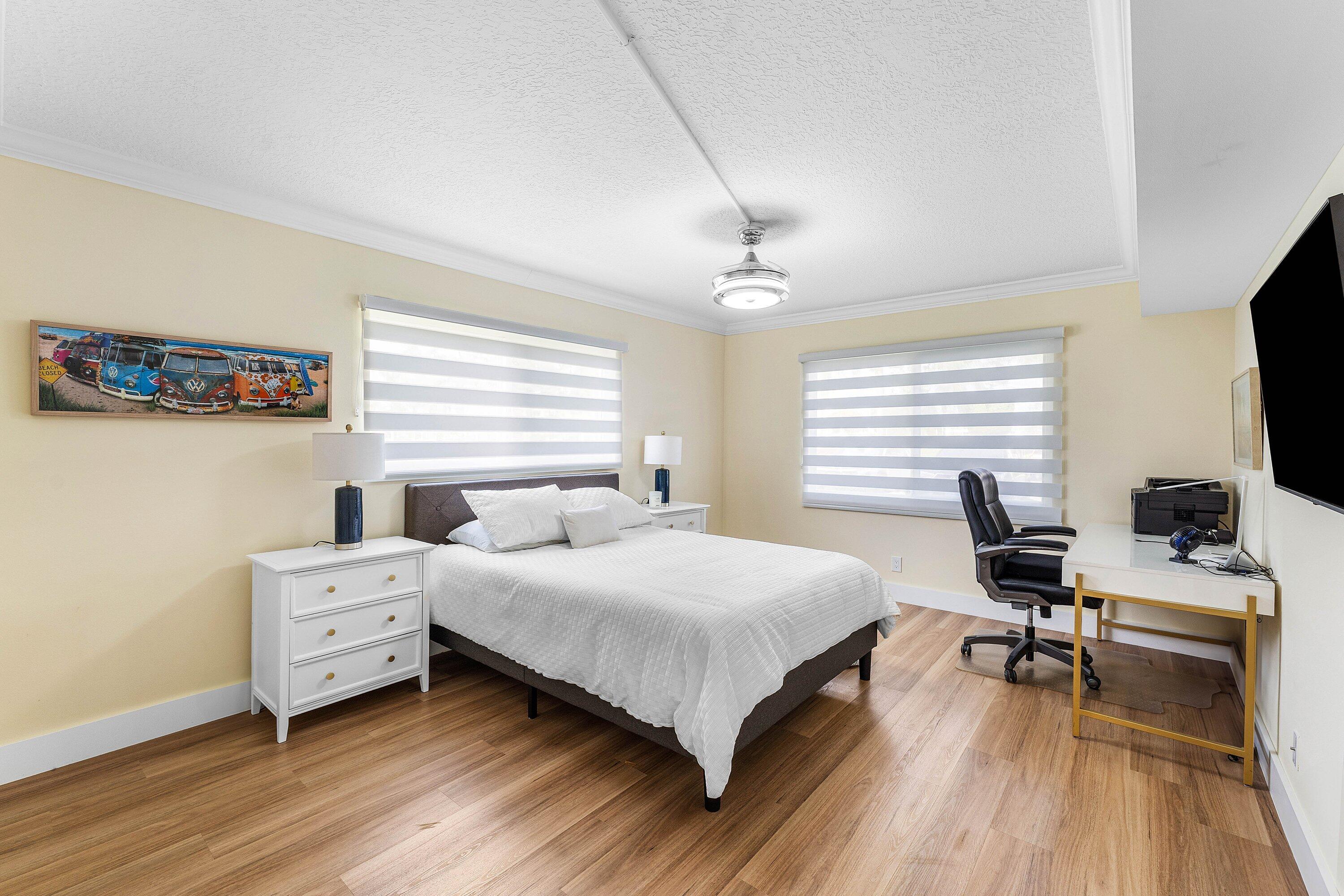 1019 Guildford East Boca Raton, FL 33434 - Photo 20 of 38 019-1019GuildfordEast-BocaRaton-FL-33434