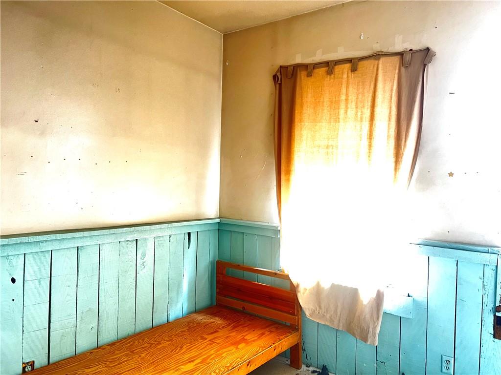 344-346 3rd Street California, PA 15419 - Photo 15 of 21 a view of a porch