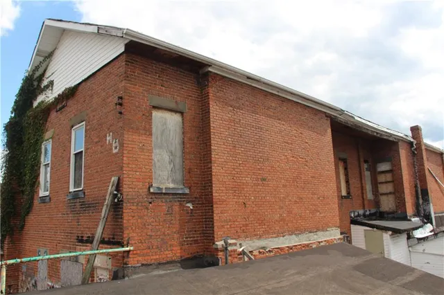 $275,000 | 344-346 3rd Street, California, PA 15419