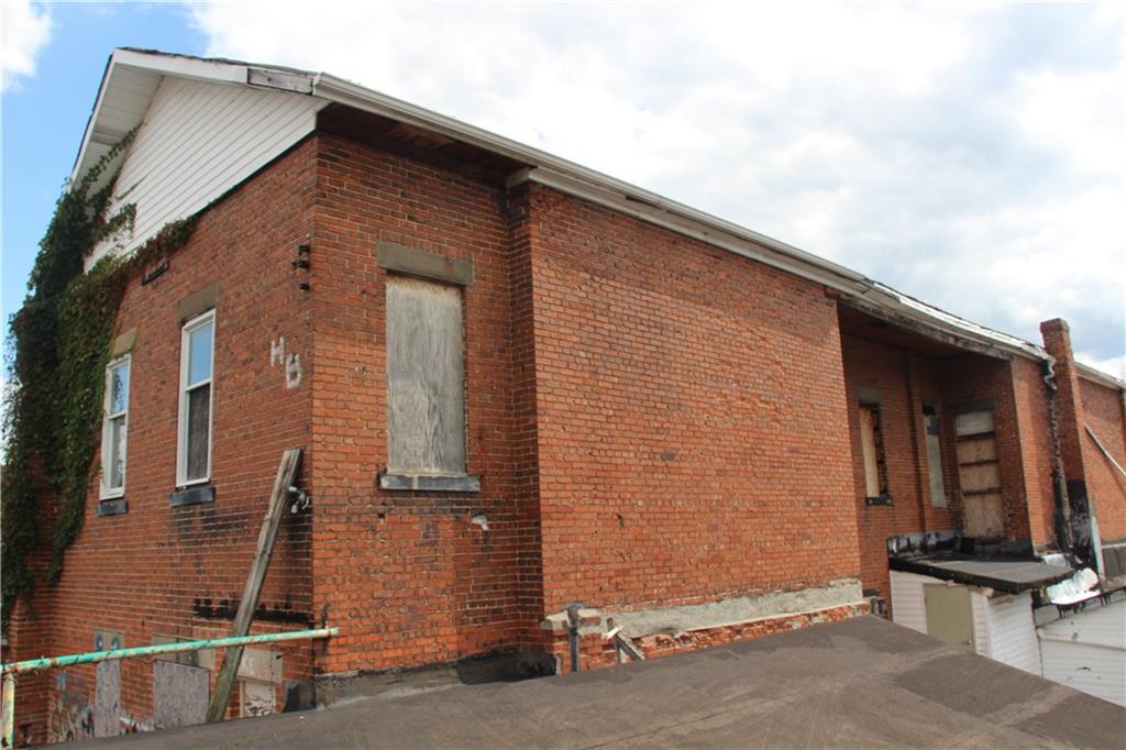344-346 3rd Street California, PA 15419 - Photo 20 of 21 a front view of a house