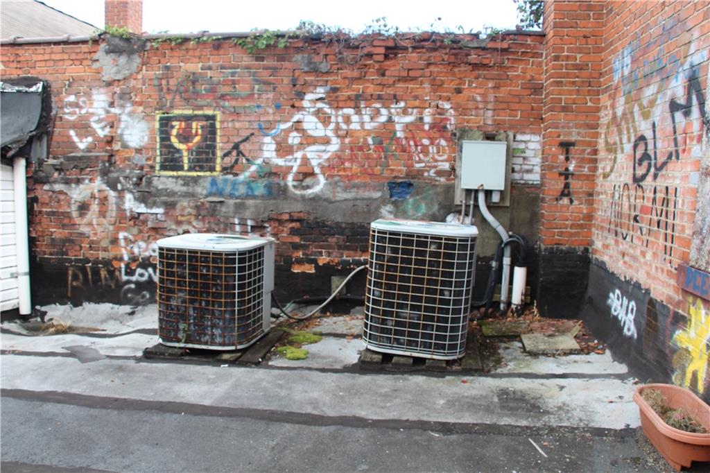 344-346 3rd Street California, PA 15419 - Photo 8 of 21 a front view of a building with city view