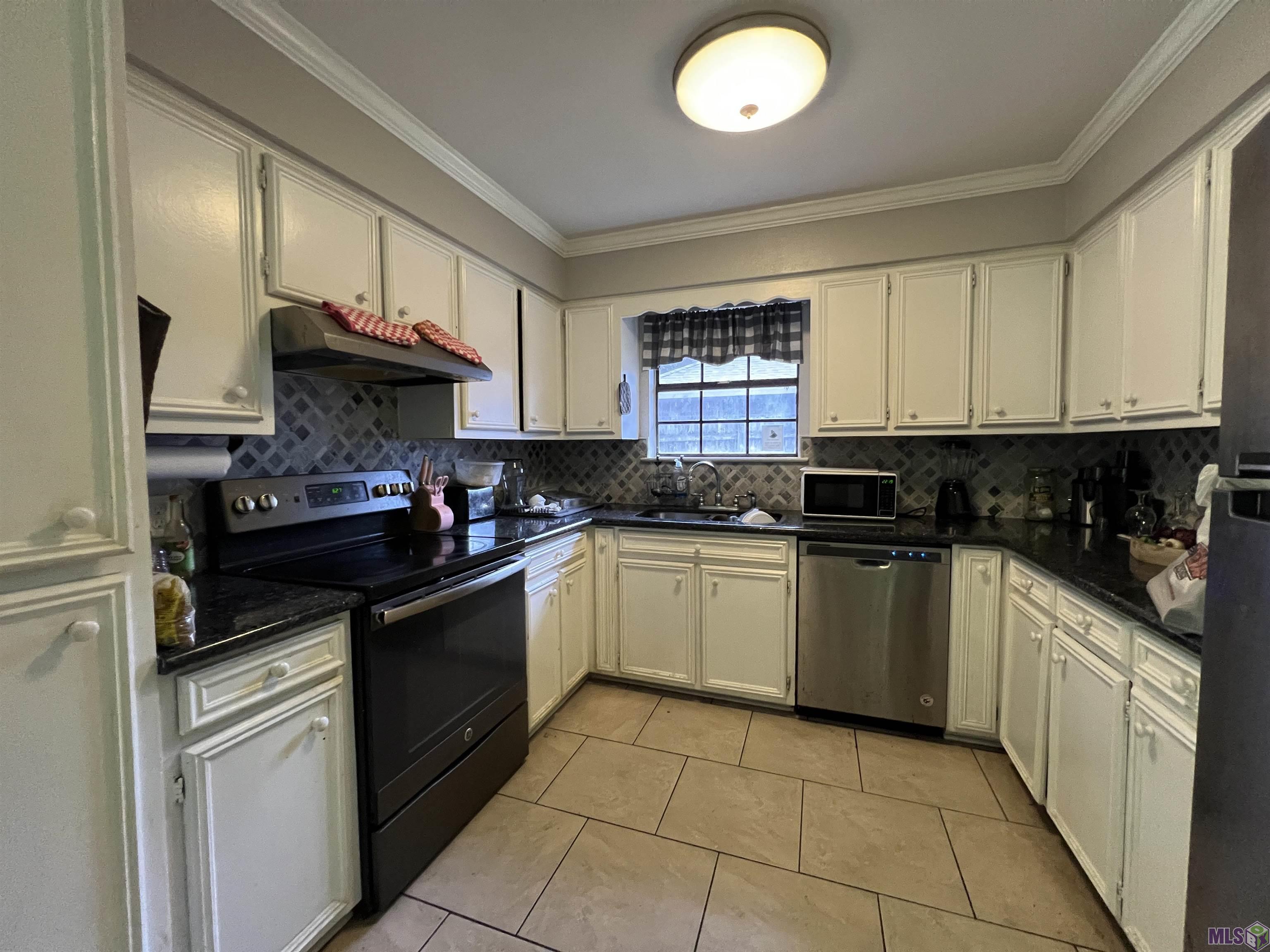 9915 Hawthorne Drive Baton Rouge, LA 70809 - Photo 10 of 23