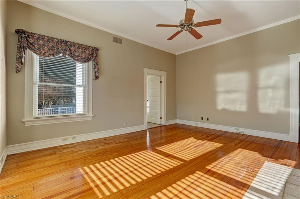 521 Patrick Street Eden, NC 27288 - Photo 16 of 50 Den leading to full bath