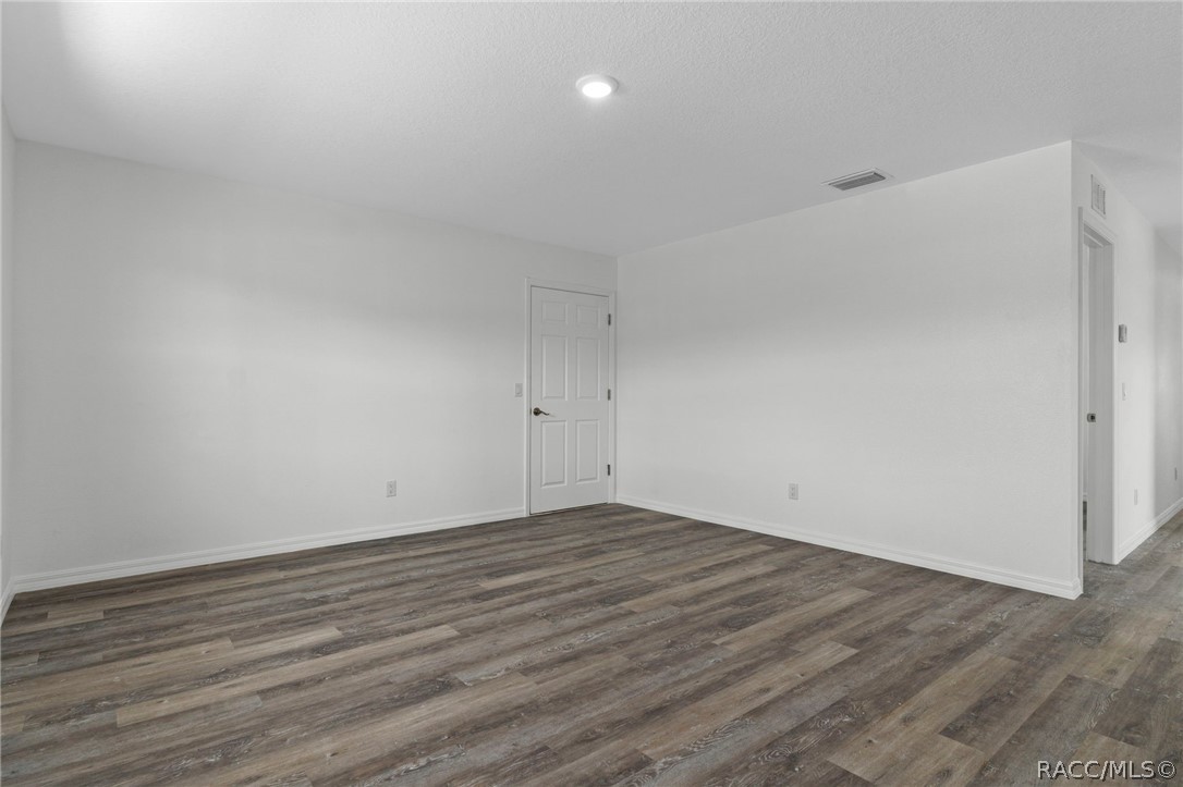 2159 West Nicholas Shane Drive Dunnellon, FL 34434 - Photo 11 of 38 Living Room