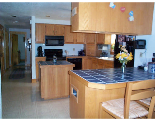 160 Princeton Road Sterling, MA 01564 - Photo 2 of 5
