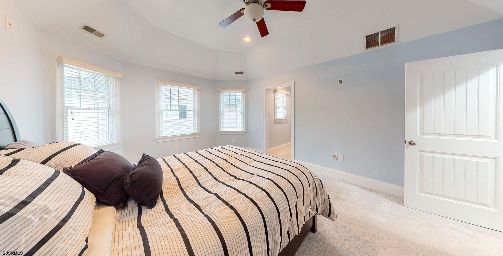 53 Bay Road Ocean City, NJ 08226 - Photo 28 of 68