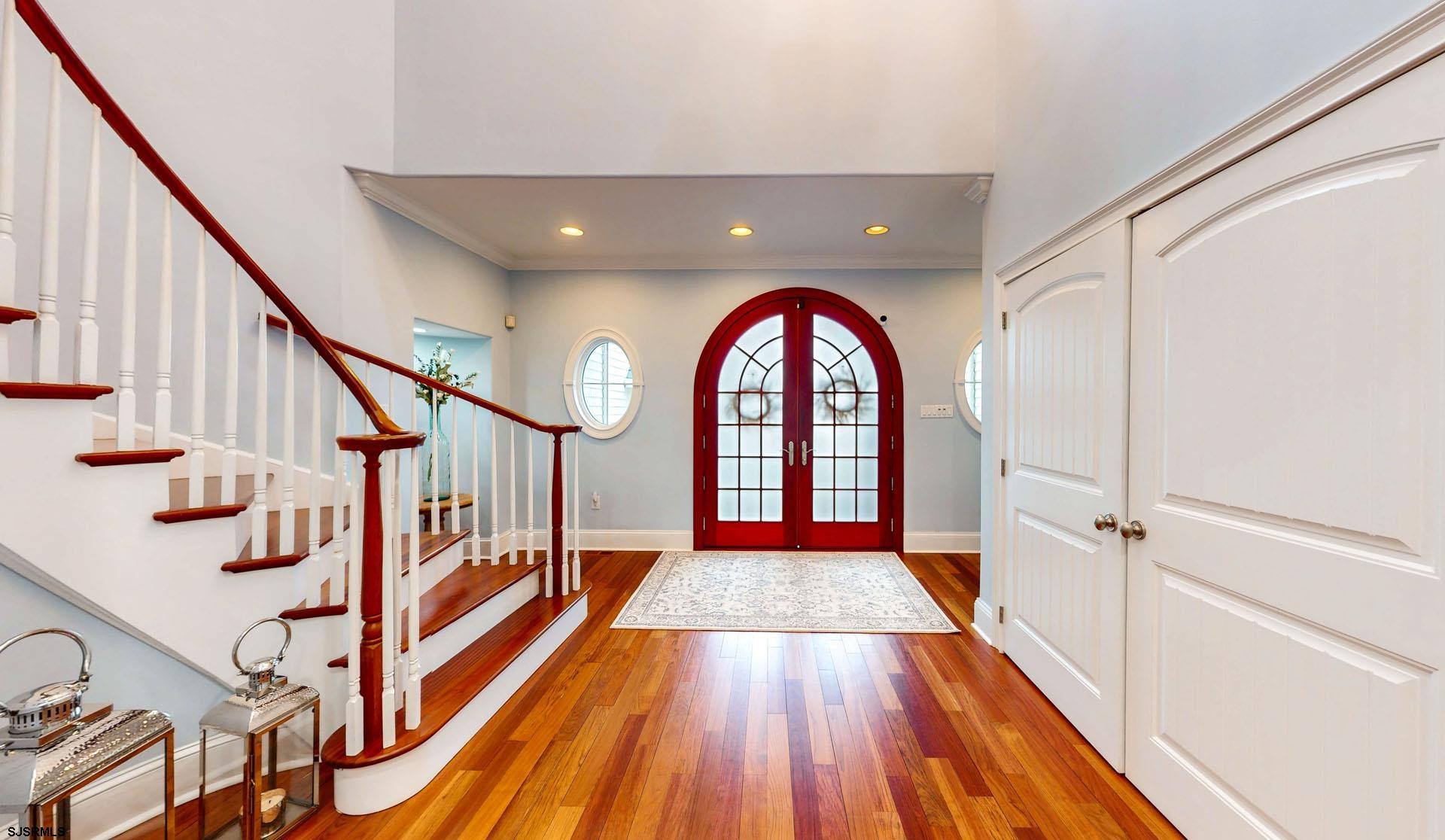53 Bay Road Ocean City, NJ 08226 - Photo 4 of 68 a view of entryway with wooden floor and small garden