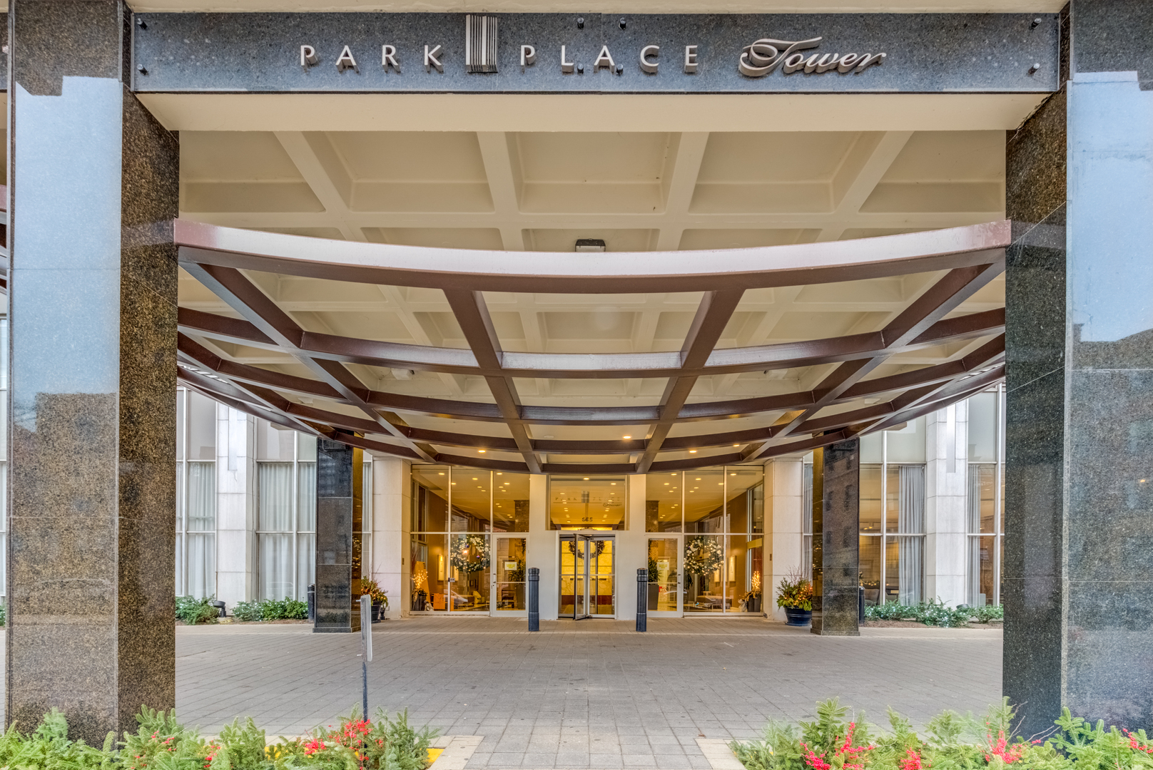 655 West Irving Park Road, Unit 5011 Chicago, IL 60613 - Photo 2 of 23