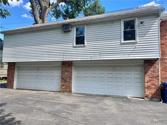 $1,050 | 89 Johnson Park, Unit 4, Buffalo, NY 14201