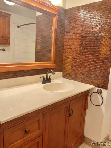 $1,050 | 89 Johnson Park, Unit 4, Buffalo, NY 14201