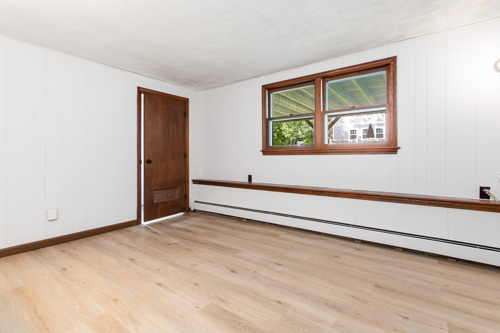 9 Hemlock Road Reading, MA 01867 - Photo 30 of 42 Gallery Image 30